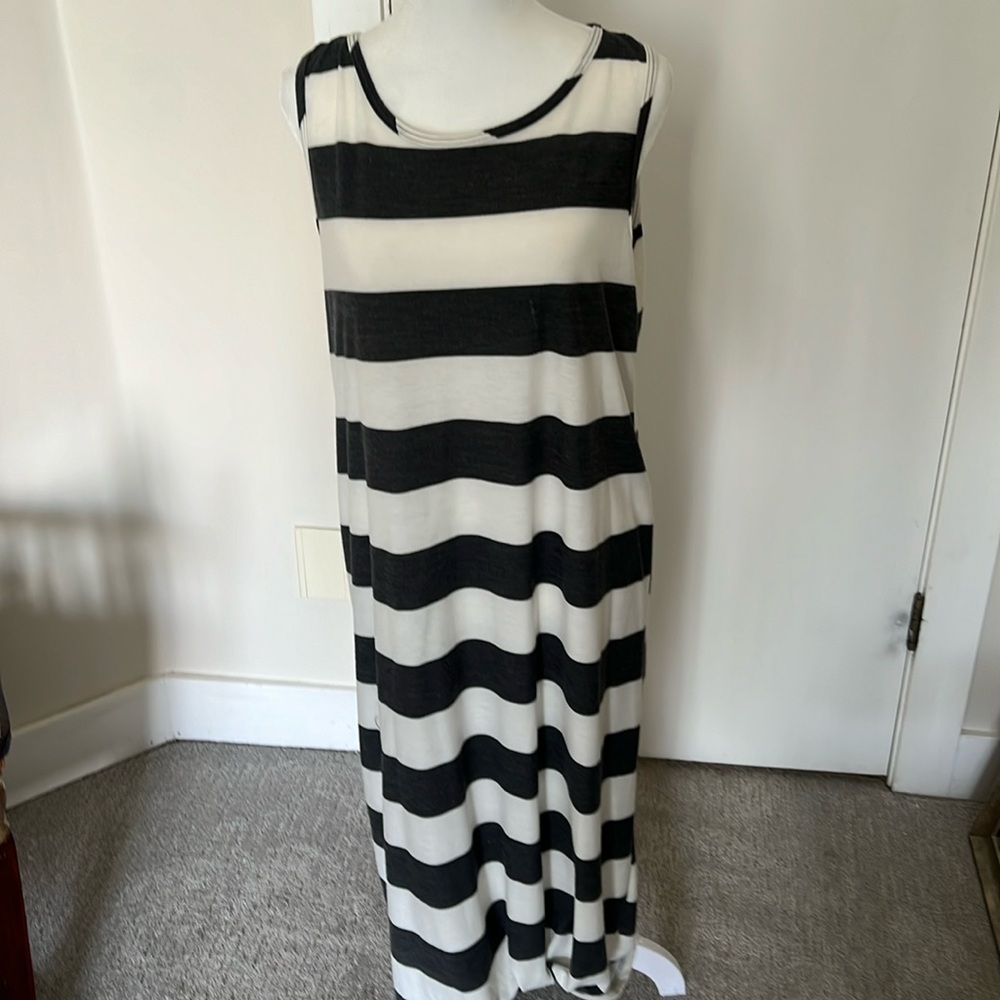 Size L sundress